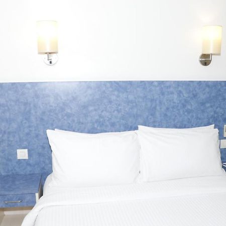Hometel Chandīgarh Dış mekan fotoğraf