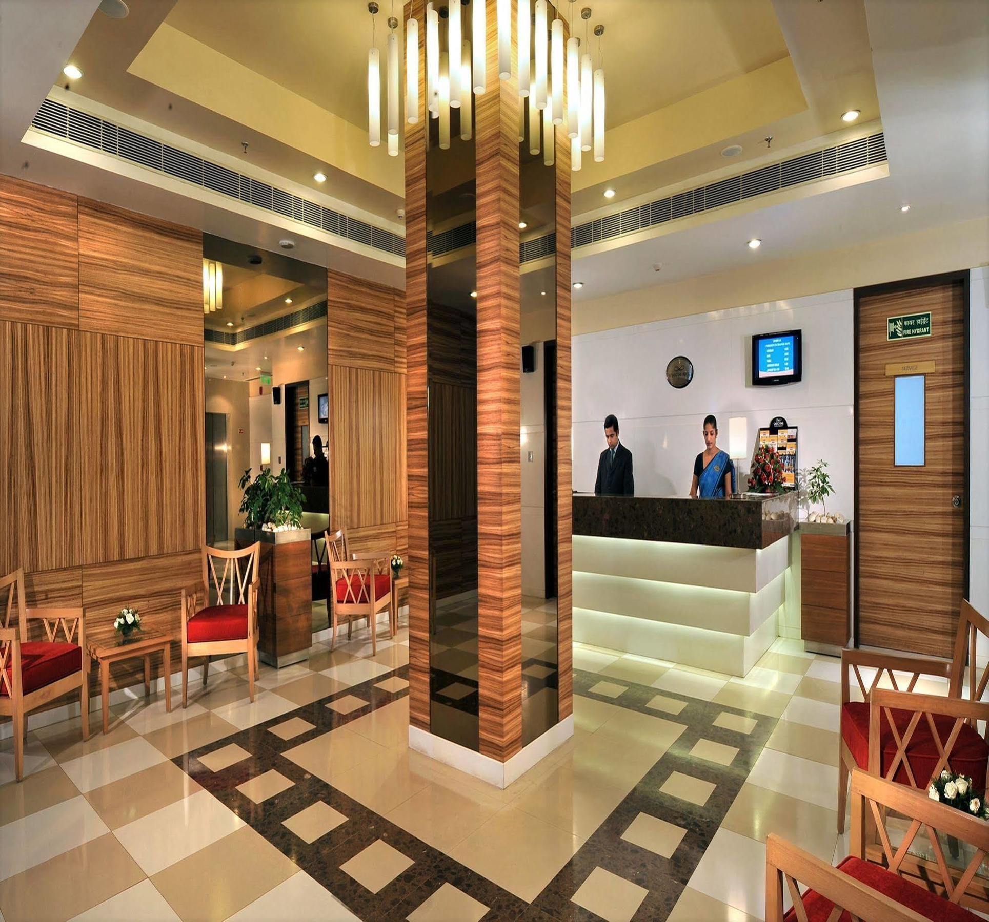 Hometel Chandīgarh Dış mekan fotoğraf